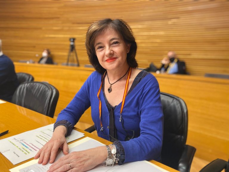 Criado (VOX) a Oltra: «El feminismo vive para odiar al hombre». «¿Está preparando su salida de Valencia de la mano de la tan de moda «Yoli» Díaz?»