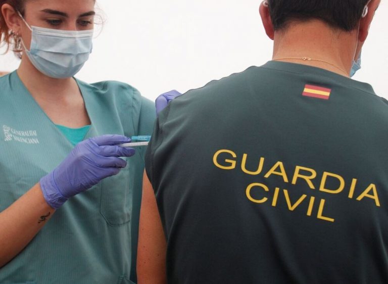 La Audiencia de Granada condena a 7 años de prisión un coronel de la Guardia Civil por delitos de cohecho y contra la salud pública