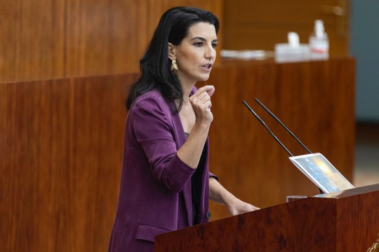 El PP se une a la izquierda para tumbar la Ley de Igualdad de VOX que deroga las leyes LGBTI