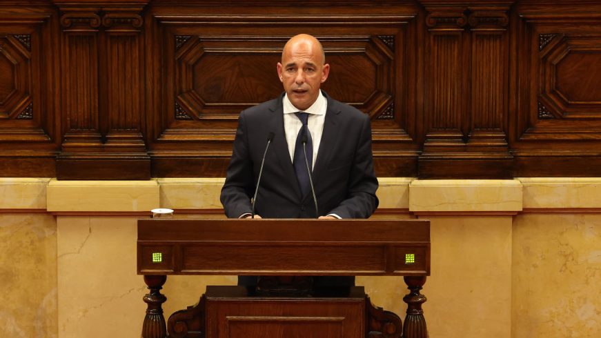FOTOGRAFÍA. BARCELONA (ESPAÑA), 03.12.2201. El diputado de VOX por Lérida al Parlamento de Cataluña, Antonio Ramón López Gómez (Toni López). (Ñ Pueblo)