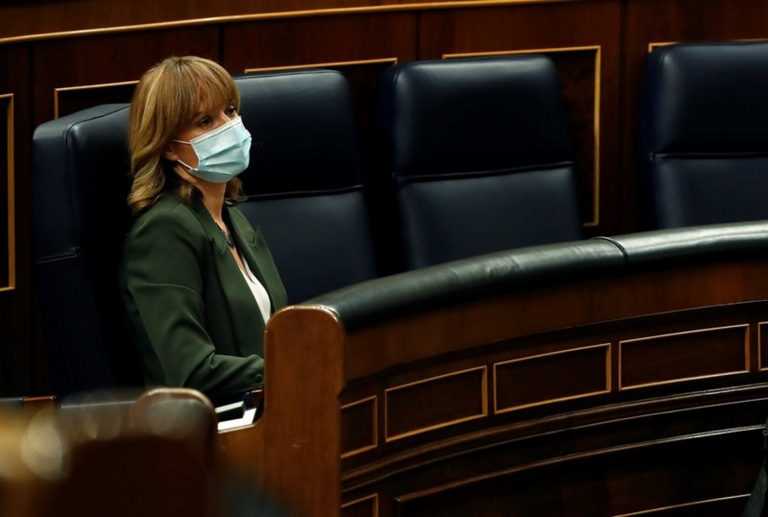 Sánchez hará «cumplir» la sentencia del 25 % de español en Cataluña y CUP denuncia «una guerra contra el catalán»