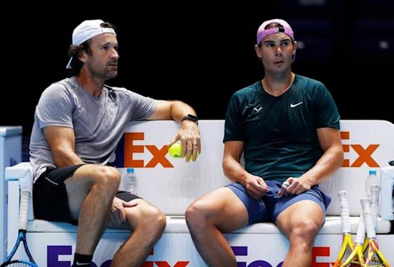 Da positivo en COVID, el entrenador de Rafa Nadal, Carlos Moyá (vacunado con dos dosis)