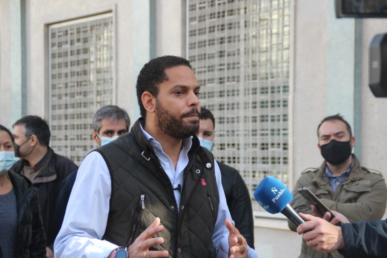 Cataluña| El líder de la oposición: «Más pronto que tarde nuestros hijos podrán escolarizarse en español», el Gobierno de VOX «tomará medidas excepcionales frente amenazas excepcionales» separatistas