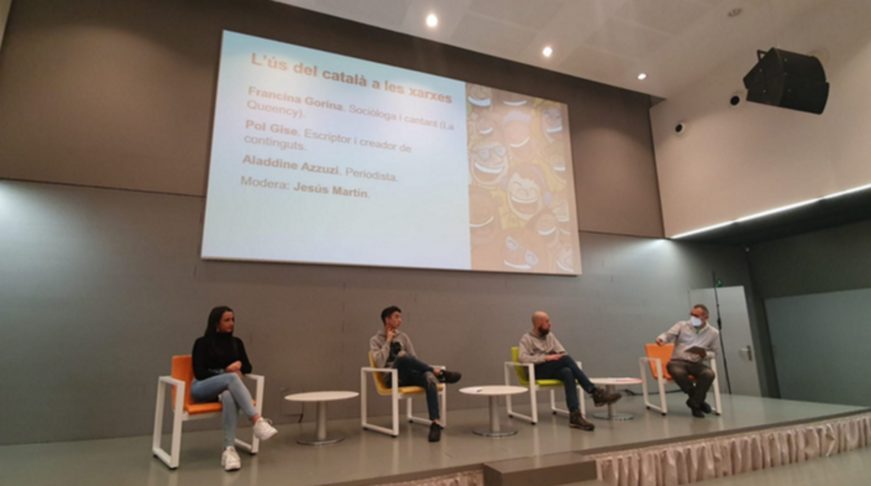 FOTOGRAFÍA. SANTA COLOMA DE GRAMANET (BARCELONA) ESPAÑA, 02.12.2021. El Consejo Escolar de Cataluña (CEC) celebra la XXIX Jornada de reflexión. Ñ Pueblo (1)