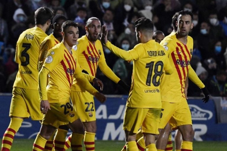 Copa del Rey: (1-2) FC Barcelona «salva los muebles» ante un bravo Linares Deportivo (tercera categoría del fútbol español)