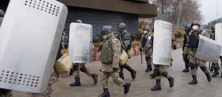 FOTOGRAFÍA. NURSULTÁN (KAZAJISTÁN), 06.01.2022. Las fuerzas kazajas han abatido a 26 manifestantes  de las protestas contra la subida de los precios. Efe