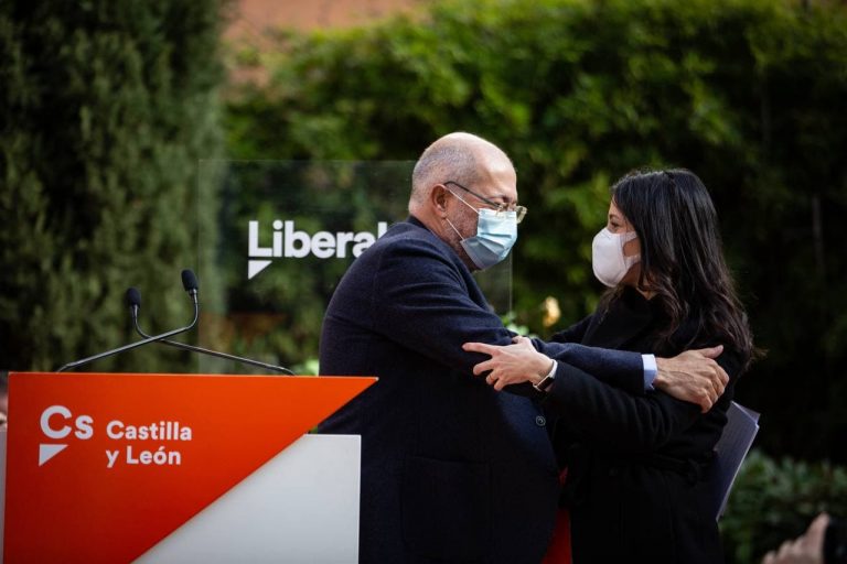 Cs perdería casi todos sus escaños en Castilla y León, Vox sube como espuma, Puede Palencia y España vaciada tumban a Podemos