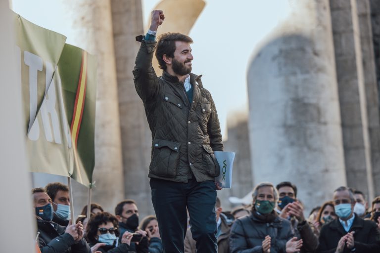 Discurso candidato de VOX al 13F Juan García-Gallardo Frings: «No me resigno». «No queremos ser pobres felices». «Vox va a gobernar los próximos años, no hay otra alternativa»