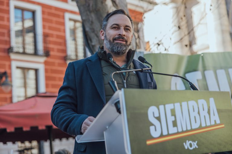 Vox: «Putin es culpable de una gravísima violación del derecho internacional en Ucrania y culpable de una guerra» contra el pueblo ucraniano «que nos implica y amenaza a todos»