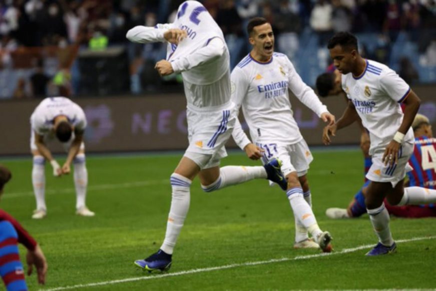 FOTOGRAFÍA. RIAD (ARABIA SAUDITA), 12.01.2022.Los jugadores del Real Madrid celebrando su victoria. Efe