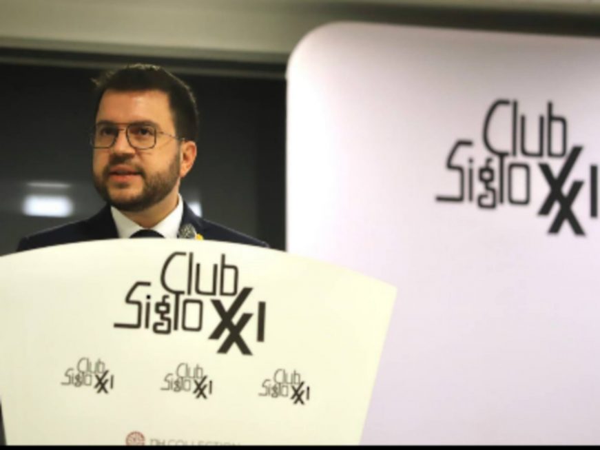 FOTOGRAFÍA. MADRID (ESPAÑA), 12.01.2022. El presidente separatista que ocupa la Generalidad de Cataluña, Pere Aragonés García, durante una conferencia en el Club Siglo XXI de Madrid este miércoles. Lasvocesdelpueblo (Ñ Pueblo)