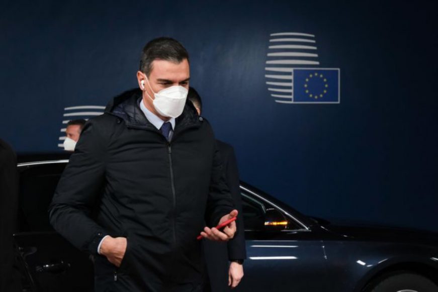 FOTOGRAFÍA. BRUSELAS (ESPAÑA), 24.02.2022. El presidente del Gobierno español, Pedro Sanchez llega a la cumbre extraordinaria de líderes de la Unión Europea para discutir la invasión rusa en Ucrania. Efe