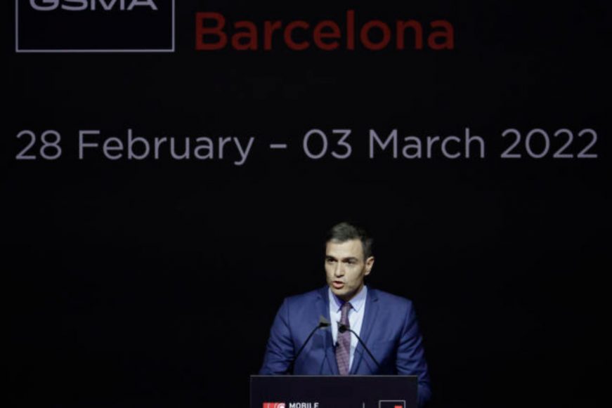 FOTOGRAFÍA. BARCELONA (ESPAÑA), 27.02.2022. El presidente del Gobierno, Pedro Sánchez, durante su intervención hoy domingo. Efe