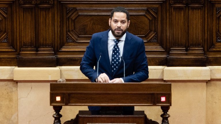 Ignacio Garriga Vaz de Concicao (VOX) apuesta por suspender la autonomía de Cataluña y denunciar a los «responsables de este atropello democrático»