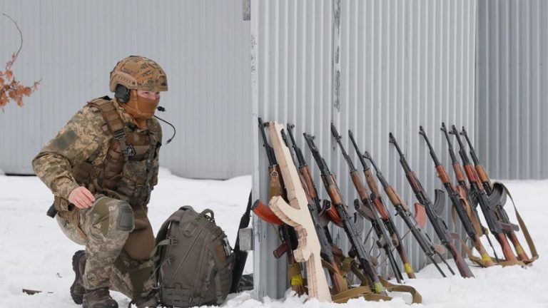 Inteligencia de EEUU intercepta comunicaciones de altos funcionarios de Rusia sobre la «invasión de Ucrania»