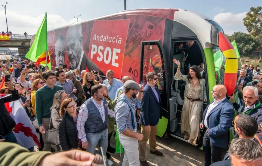 FOTOGRAFÍA. SEVILLA (ESPAÑA), 28.02.2022. secretaria general del Grupo Parlamentario de VOX en el Congreso de los Diputados , Macarena Olona Choclán. Efe