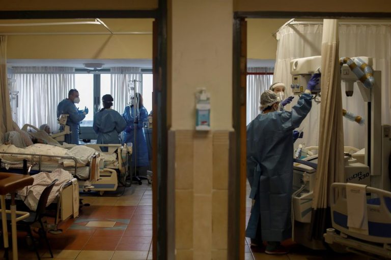 Israel elimina el Pasaporte Nazi con 1.229 ingresados en las UCI en estado grave, el número más alto desde el inicio de la pandemia en el país