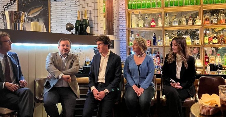 Calvet (S’ha Acabat): «Sufrimos» el separatismo en Cataluña «para que nuestros hijos no tengan que vivirlo en el futuro»