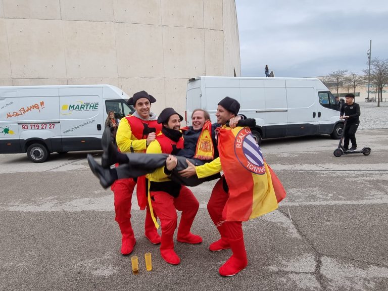 VOX y 35.444 catalanes apoyan la Selección Española en su vuelta a Cataluña 18 años después