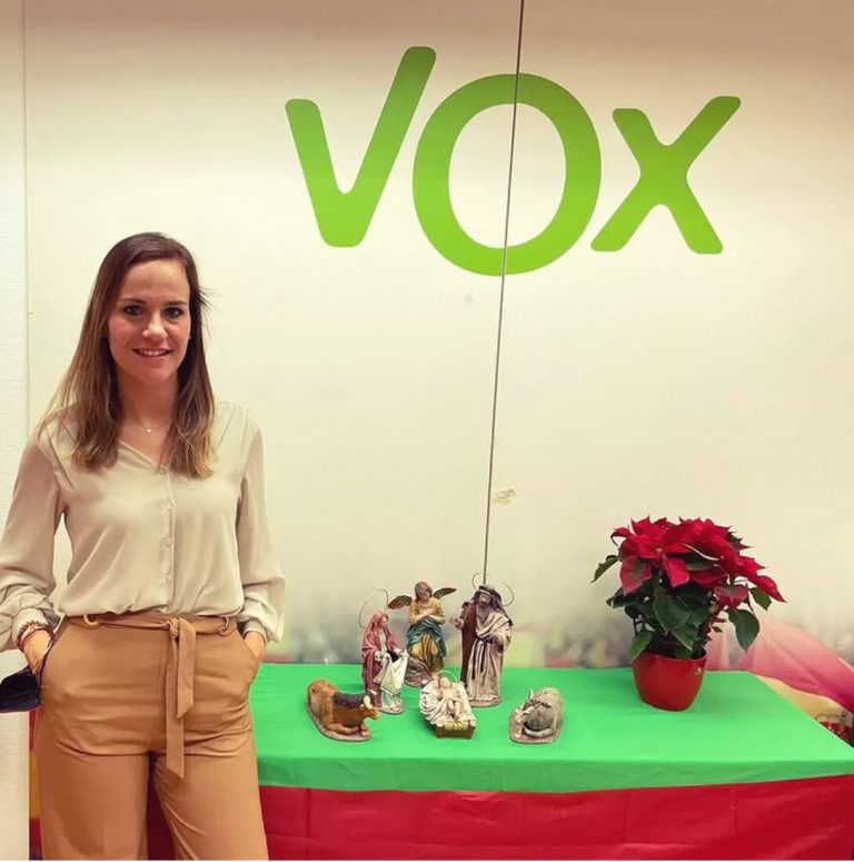 OTOGRAFÍA. FUENLABRADA (MADRID) ESPAÑA, 16.12.2021. La portavoz del Grupo Municipal VOX Fuenlabrada, Isabel Pérez Moñino, desea feliz Navidad a los vecinos de Fuenlabrada (Madrid). Imagen Twitter de Isabel Pérez Moñino Lasvocesdelpueblo (Ñ Pueblo). Lasvocesdelpueblo (Ñ Pueblo)