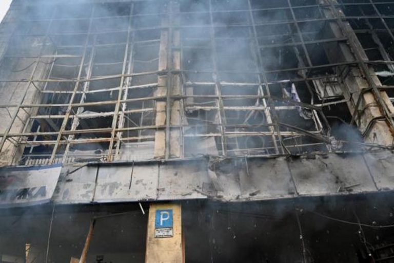 Dmitro Kuleba pide aviones de combate y sistemas integrados de defensa aérea para combatir la invasión rusa de Ucrania