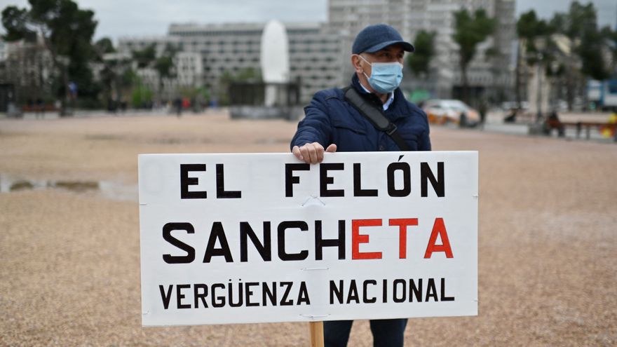 FOTOGRAFÍA. PLAZA COLÓN EN MADRID (ESPAÑA), 26.03.2022. Manifestación convocada por la Asociación Víctimas del Terrorismo (AVT). Afp