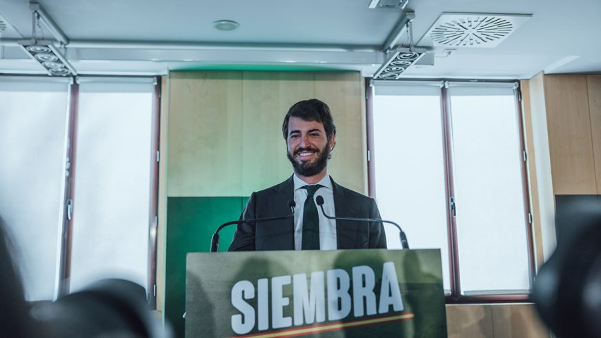 FOTOGRAFÍA. VALLADOLID (ESPAÑA), 18.03.2022. El candidato electo de VOX partido Obrero y Español a la Presidencia de las Cortes de Castilla y León, Juan García-Gallardo Frings. Ñ Pueblo