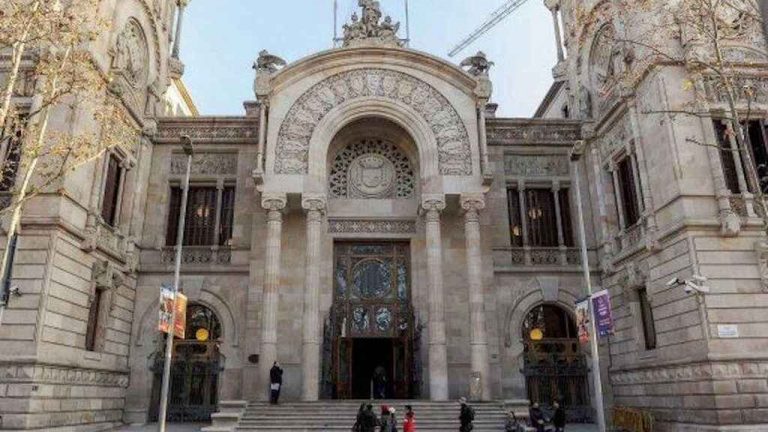 Sentencia 5201/2020 del 25 % de clase en castellano| «El uso del español en Cataluña es residual en la Educación» 