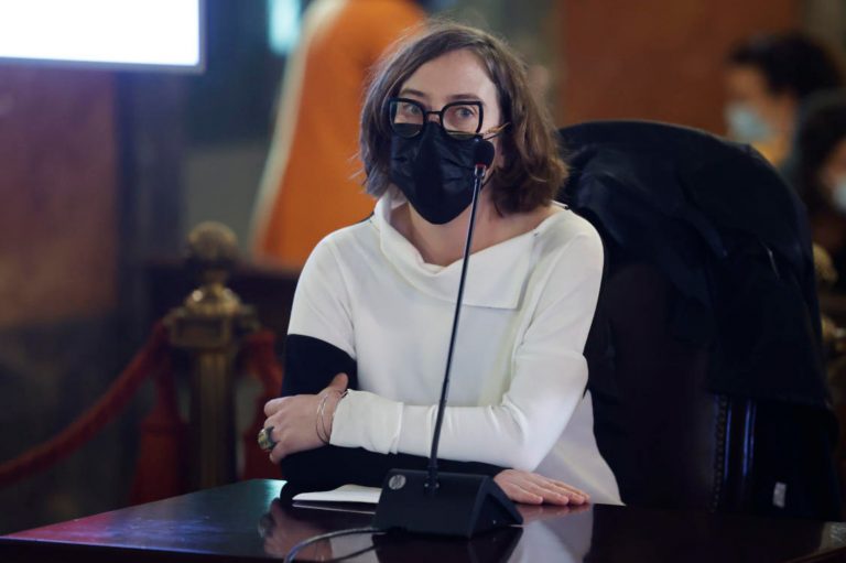 El Tribunal Supremo suspende el Juicio contra la separatista Eulàlia Reguant Cura (CUP) por celebrase 7 meses después de que la imputada sea diputada en el Parlamento de Cataluña