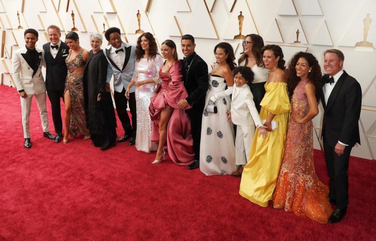 «Encanto», película de Disney inspirada en la cultura de Colombia, gana el Óscar a la mejor película