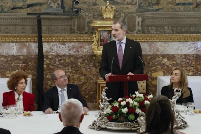 El rey: «El español/castellano es un instrumento de diálogo y entendimiento entre los pueblos hermanos de todo el mundo»