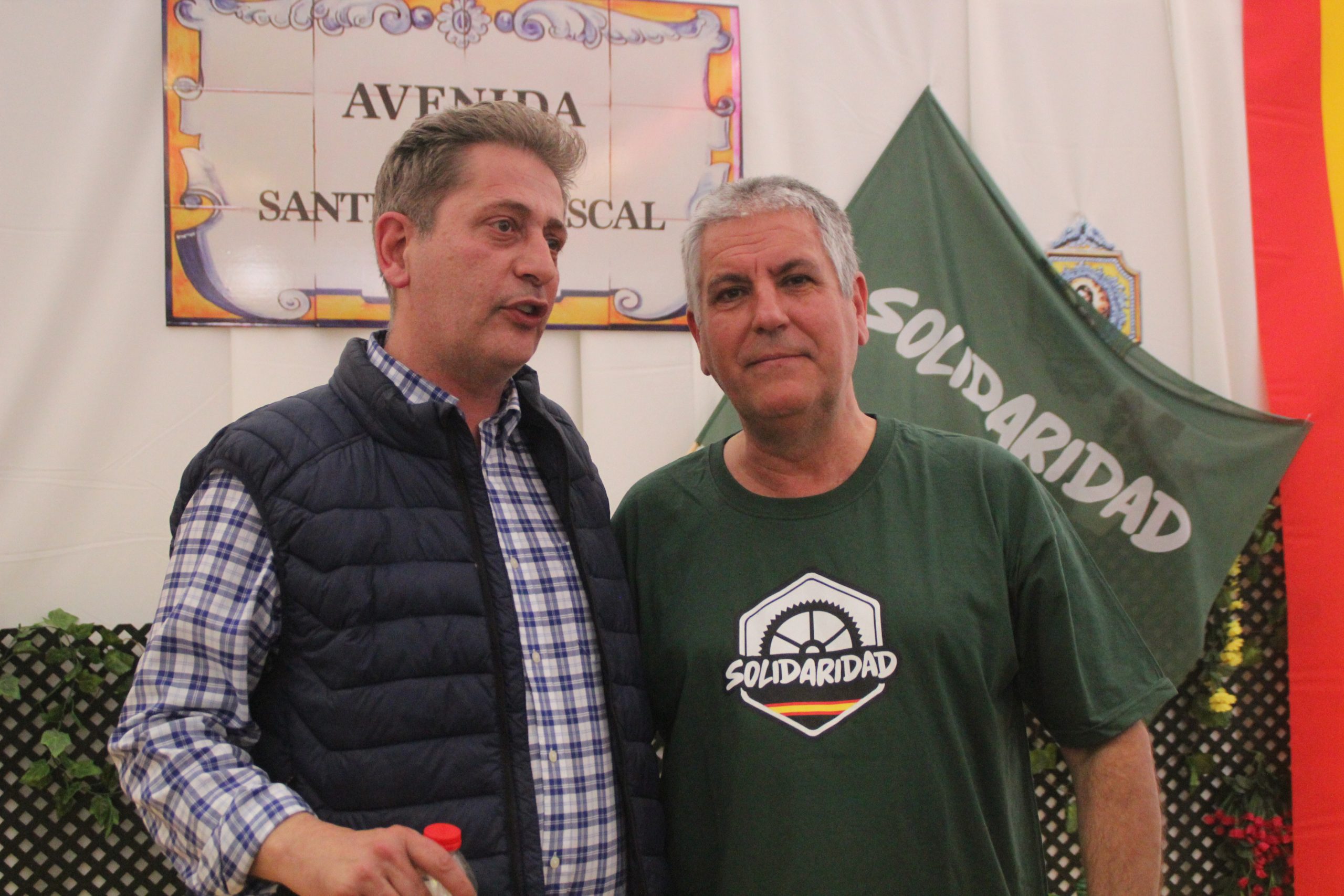 FOTOGRAFÍA. BARCELONA (ESPAÑA), 29.04.2022. Buxadé y Garriga en la feria de Abril de Cataluña. Ñ pueblo (78)