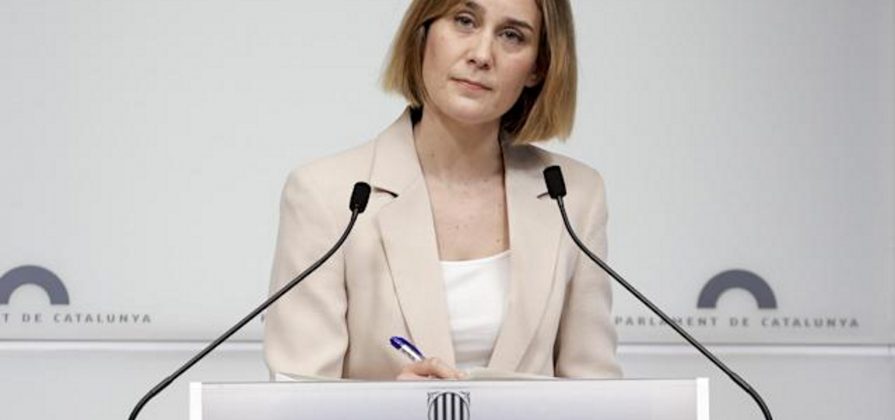 FOTOGRAFÍA. BARCELONA (ESPAÑA), ABRIL DE 2022. La presidente del Grupo Parlamentario de Podemos en el Parlamento de Cataluña de (En Común Podemo), Jéssica Albiach Satorres, durante una rueda de prensa en la cámara catalana. Efe