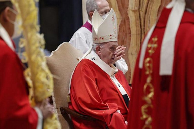 Papa Francisco: «¿Cómo» solo «podemos pensar en apretar el botón para lanzar una bomba nuclear?»