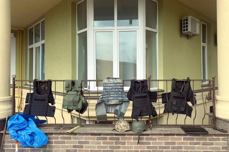 Invasión rusa de Ucrania: Las tropas rusas «han plantado minas y envenenado el agua» en la región de Kiev