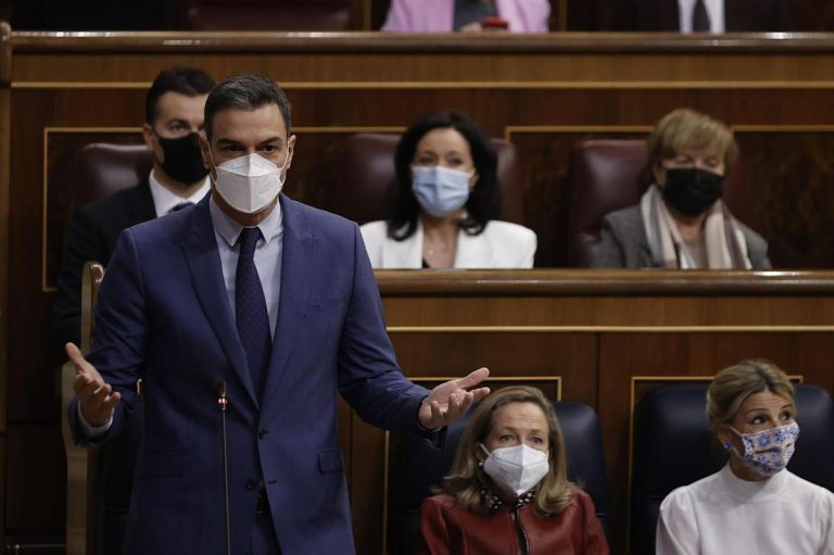 Reunión Sánchez y Feijóo| Sánchez: El nuevo PP «apoyará» a mi Gobierno o seguirá «estorbando con VOX»