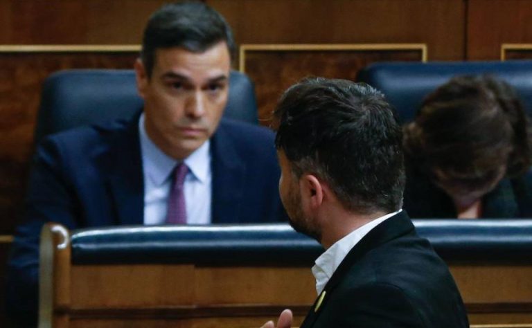 Espionaje al Procés| Sánchez allana el camino con sus socios al cesar a la directora del CNI