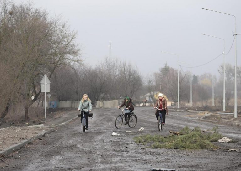 Invasión rusa de Ucrania| «El enemigo ruso está arrasando los bienes saqueados y robando vehículos civiles retirándose hacia Bielorrusia»