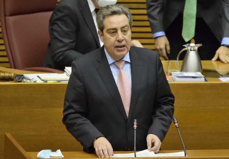 Llanos: «Hablamos de un Gobierno traidor vendido a sus socios separatistas y enemigos de la nación»