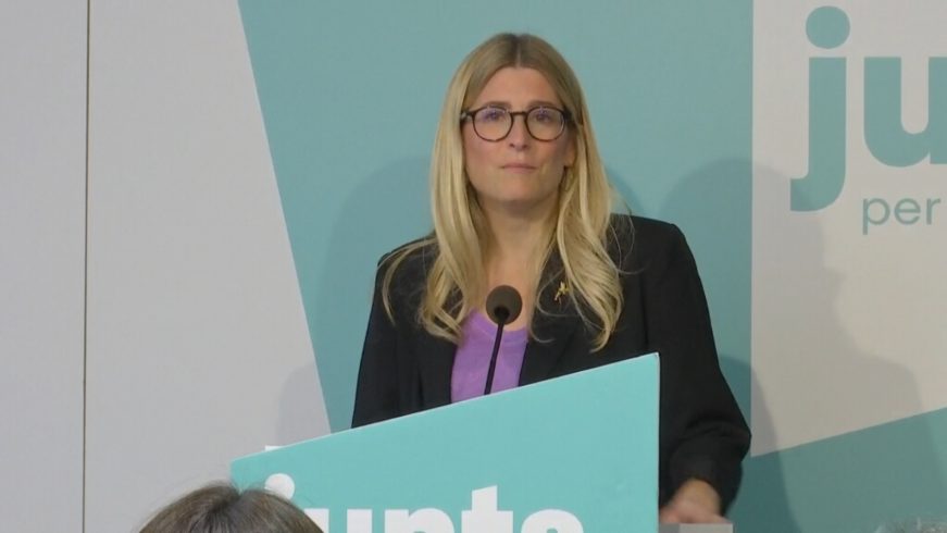 Elsa Artadi Vila renuncia a todo...