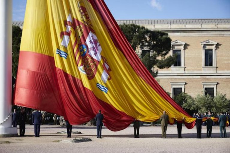 San Isidro 2022| El izado solemne de la bandera de España en Plaza Colón de Madrid