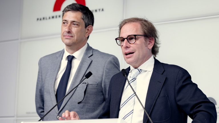 Cataluña| VOX pide la «dimisión inmediata» de Borràs por sus declaraciones sobre la ejecución forzosa de la sentencia del 25 % del castellano