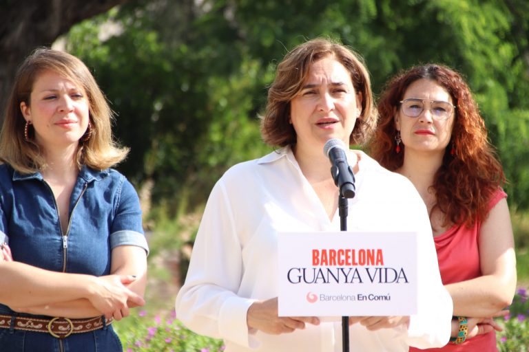 Barcelona| Ada Colau Ballano: «Con mucha alegría digo que me presento para alcaldesa para ganar las próximas elecciones y sumar apoyos»