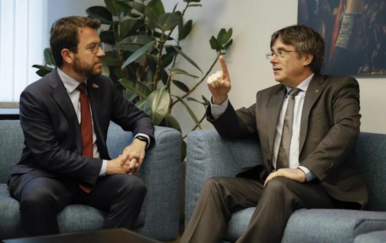 Cataluña| Aragonès y el golpista fugados Puigdemont se reúnen en Bruselas
