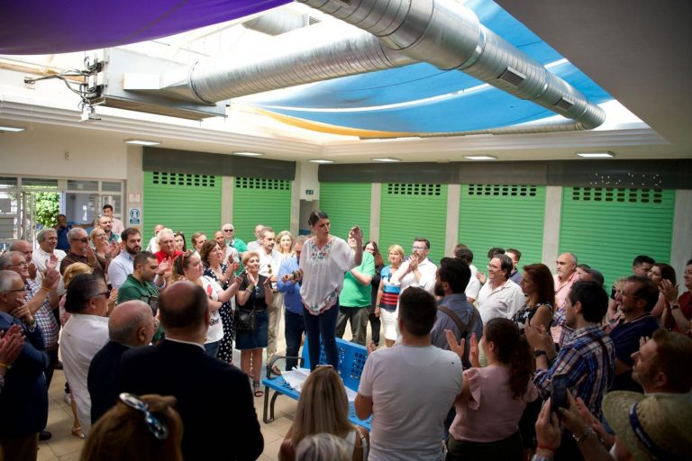 Mercado Municipal de Salobreña| Macarena Olona: «Si yo llego, llegamos todos». «Se acabó». «Han intentado ilegalizar mi candidatura». «Han intentado echarme»