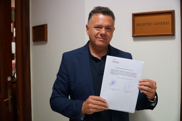 Elecciones Andalucía| Podemos e Izquierda Unida apuestan por la «modernización de los astilleros en Cádiz»