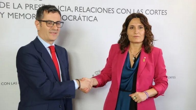 FOTOGRAFÍA. MADRID (ESPAÑA), 23.06.2022. ERC: La amnistía será aplicada plenamente. Félix Bolaños García (PSOE) (i), el ministro de la Presidencia del Gobierno de coalición socialcomunista de España que preside el socialista Pedro Sánchez Pérez Castejón, ha mantenido este miércoles que la reunión de dos horas con Laura Vilagrà Pons (ERC) (d), la consejera de Presidencia del Gobierno de coalición separatista que ocupa la Generalidad de Cataluña y preside Pere Aragonés García (ERC), sobre el 'reencuentro' con el separatismo tras acabar el 'amor' entre las partes por el espionaje al Procés. La 'mujer maltratada' en esta unión 'traidora' no tiene otra alternativa que continuar en la cama de su abusador porque más le necesita a él aunque su 'maltratador' también para continuar en el poder. Como siempre, la verdadera víctima es el pueblo español, los maltratados son los españoles así como se ha demostrado en la prohibición del castellano en Cataluña pese a que una sentencia firme obliga su uso un mínimo de 25 por ciento en las aulas. ACN