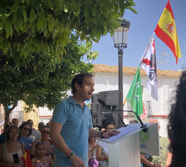 Mairena de Aljarafe| El candidato Javier Cortés critica «el silencio cómplice de la derecha sumisa (PP y Cs)» en la inmigración ilegal descontrolada