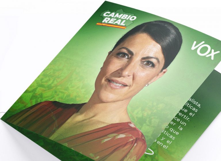 Elecciones Andalucía| La Junta Electoral rechaza los recursos de los AntiVox y avala el uso discreto de la bandera de España por los verde