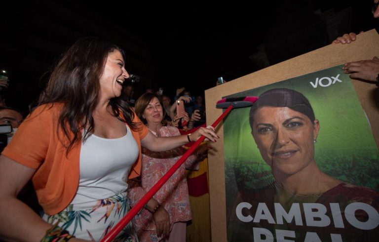 Debate Elecciones Andalucía| Olona: «Estoy deseando ver qué nos dicen quienes han sido parte del problema en Andalucía». «No sé con quién quiere pactar el PP: o con PSOE o VOX»